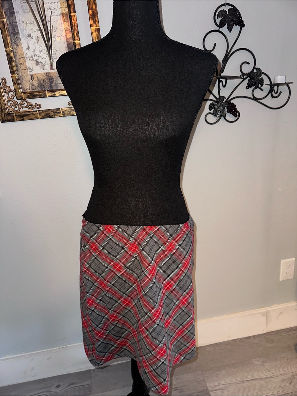 Y2K Lavender Gray & Red Plaid Midi Skirt Knee Length with Elastic Waistband, M